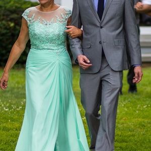 Mother of the Bride dress and matching tie